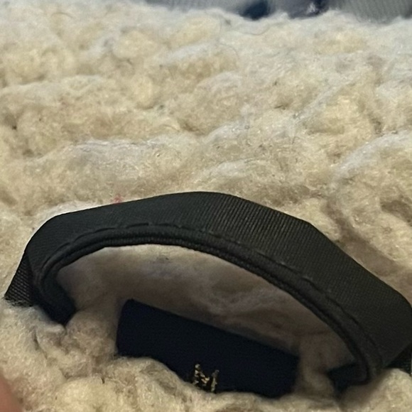 Guess: Faux Fur Lined Hooded  Jacket - Picture 4 of 13
